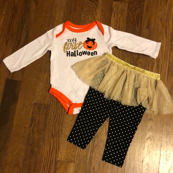 Baby Essentials | My First Halloween Outfit - Picture 2 of 9